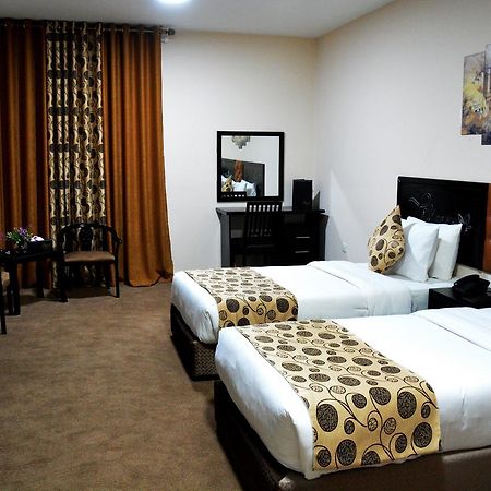 Lilium Hotel Safut Extérieur photo