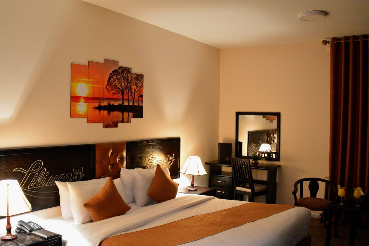 Lilium Hotel Safut Extérieur photo