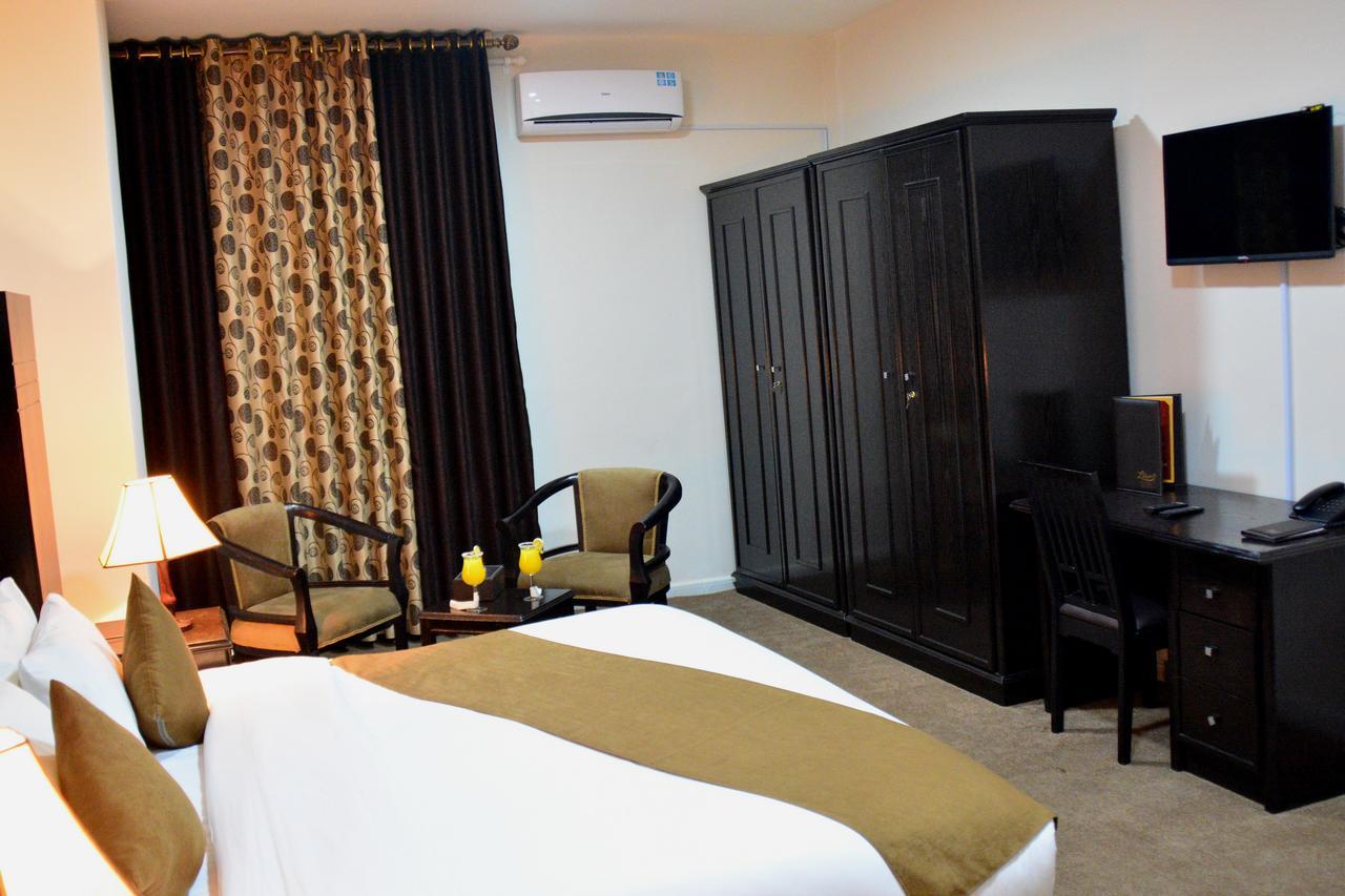 Lilium Hotel Safut Extérieur photo